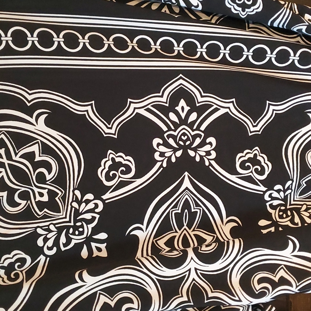 WHBM Tunic - Picture 2 of 5